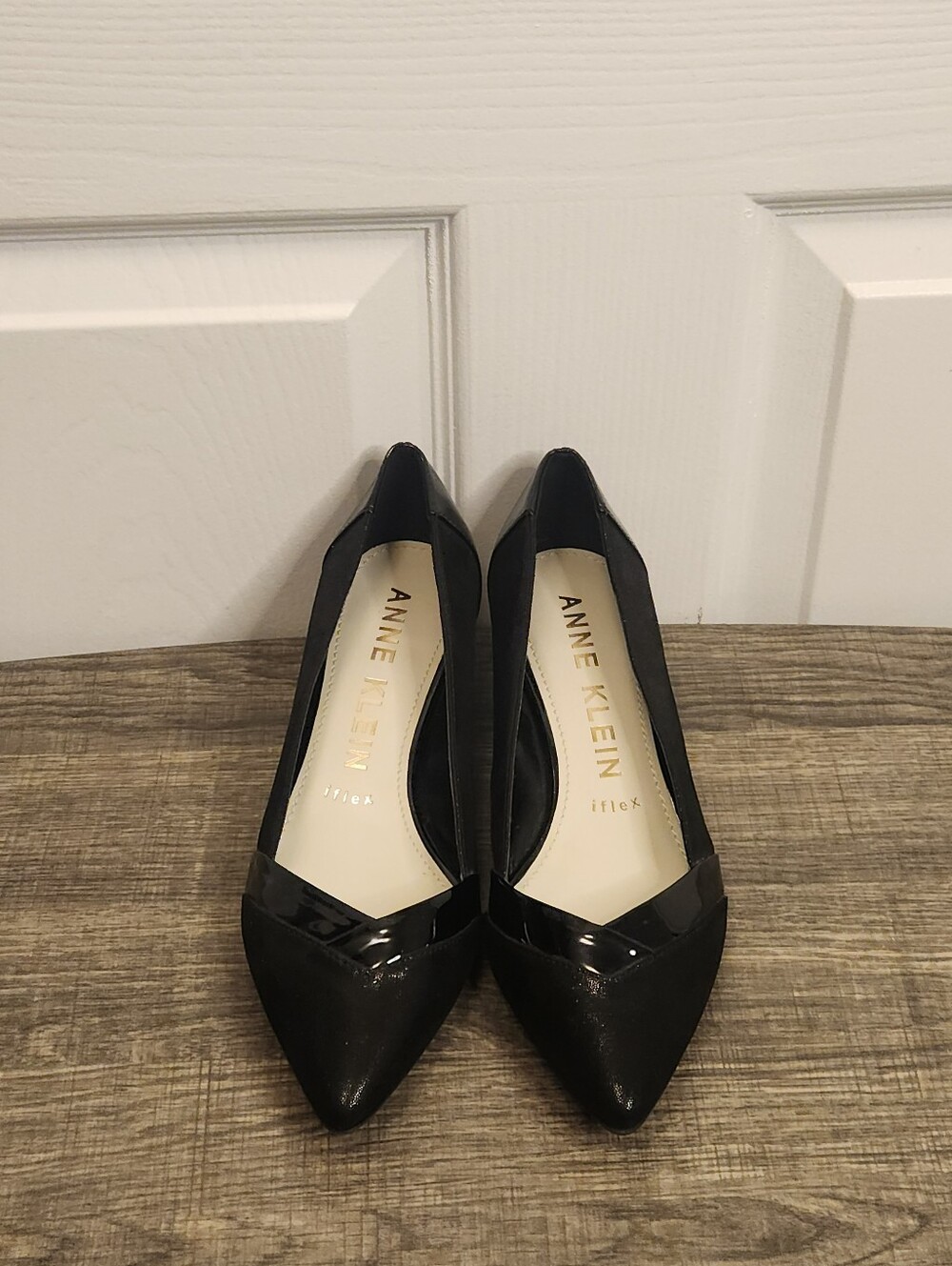 Anne Klein Maddy Rose Iflex Black Kitten Heels Size 8M